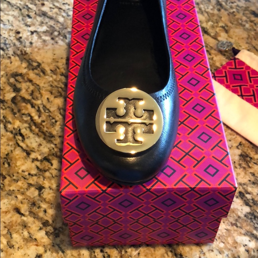 Tory Burch Minnie flats